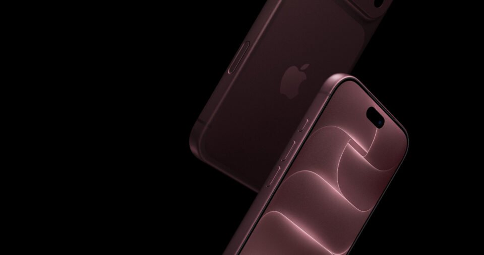 Tampilan depan dan belakang iPhone 18 Pro berwarna burgundy.